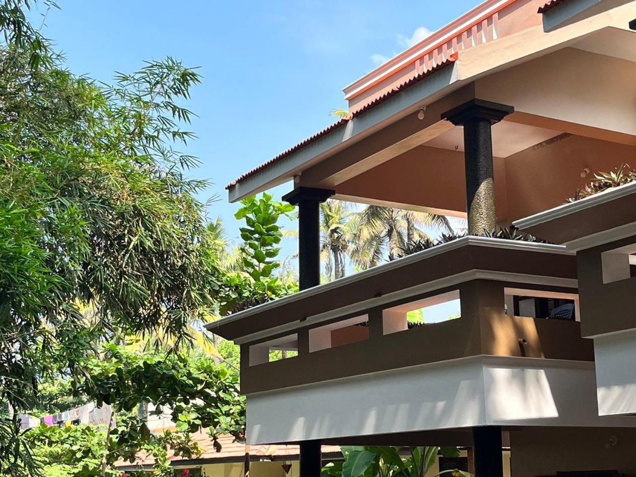 Bava Beach Resort & Retreat Center Варкала Экстерьер фото