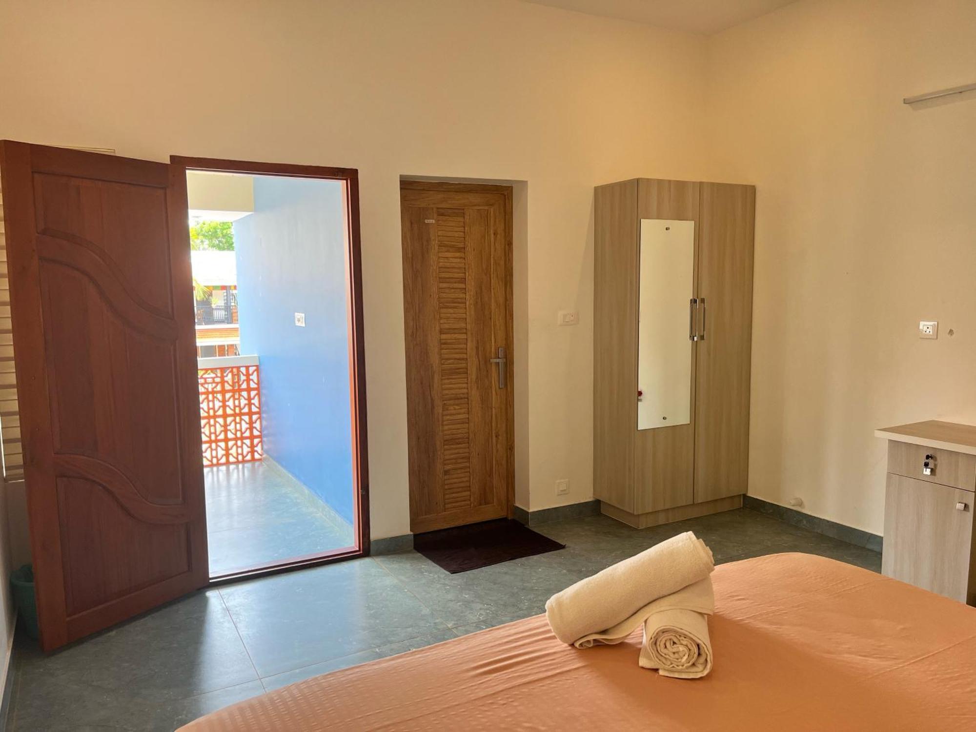 Bava Beach Resort & Retreat Center Варкала Экстерьер фото