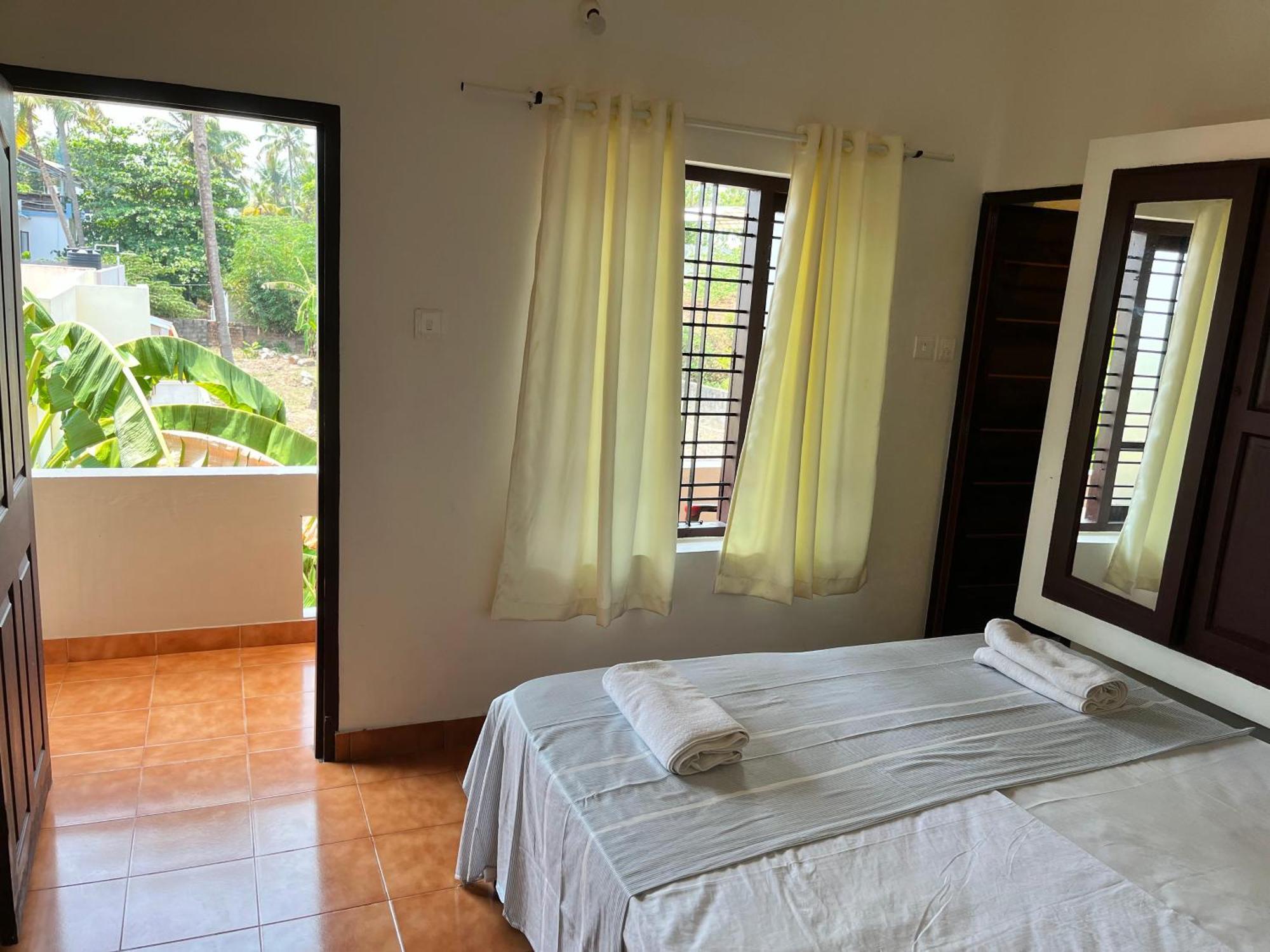 Bava Beach Resort & Retreat Center Варкала Экстерьер фото
