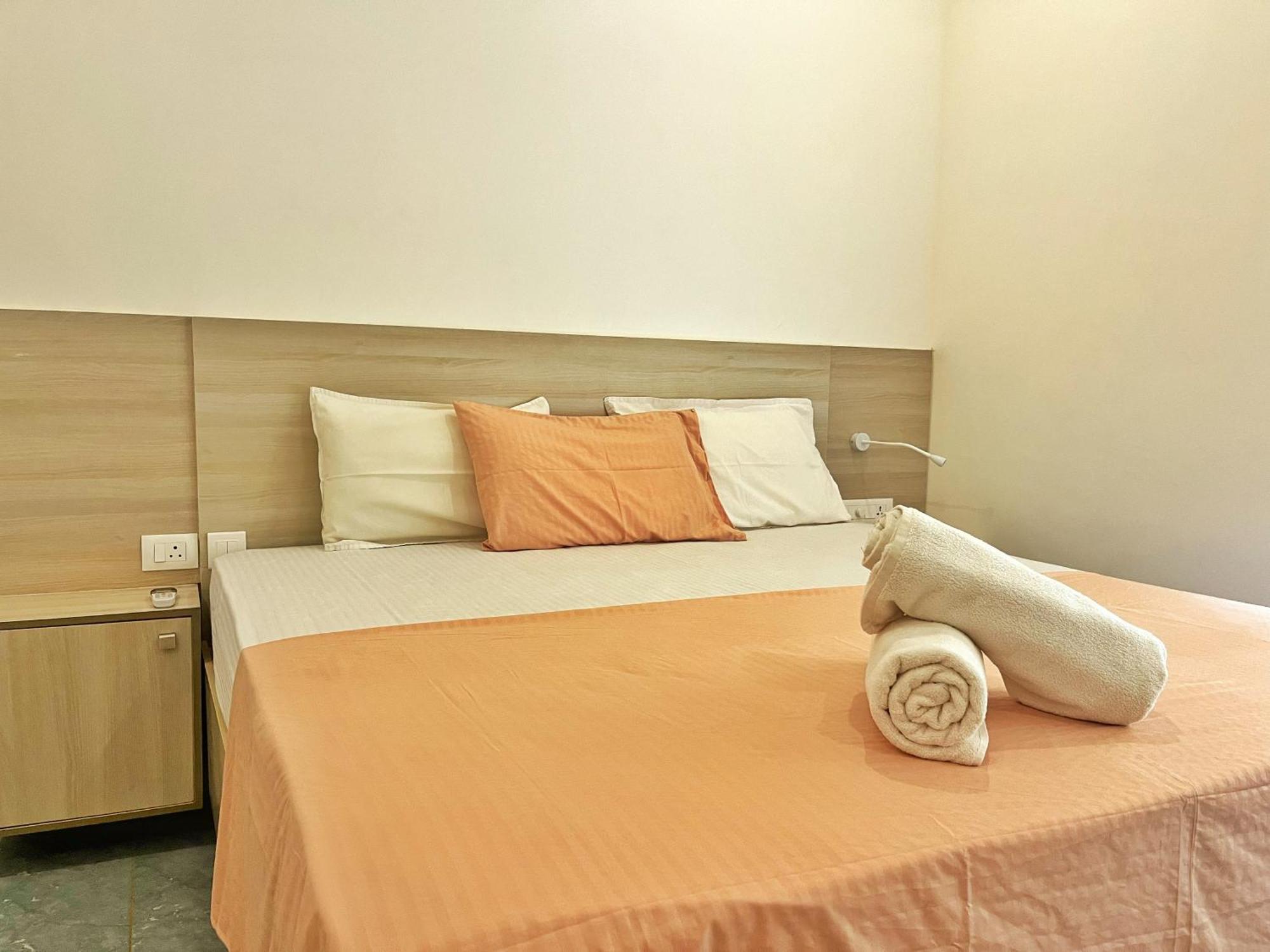 Bava Beach Resort & Retreat Center Варкала Экстерьер фото