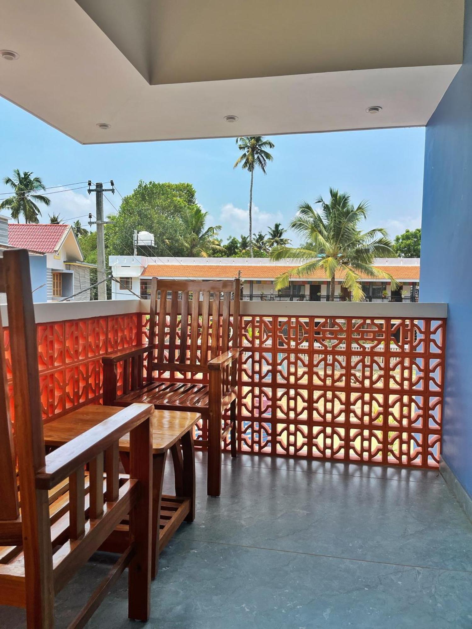 Bava Beach Resort & Retreat Center Варкала Экстерьер фото