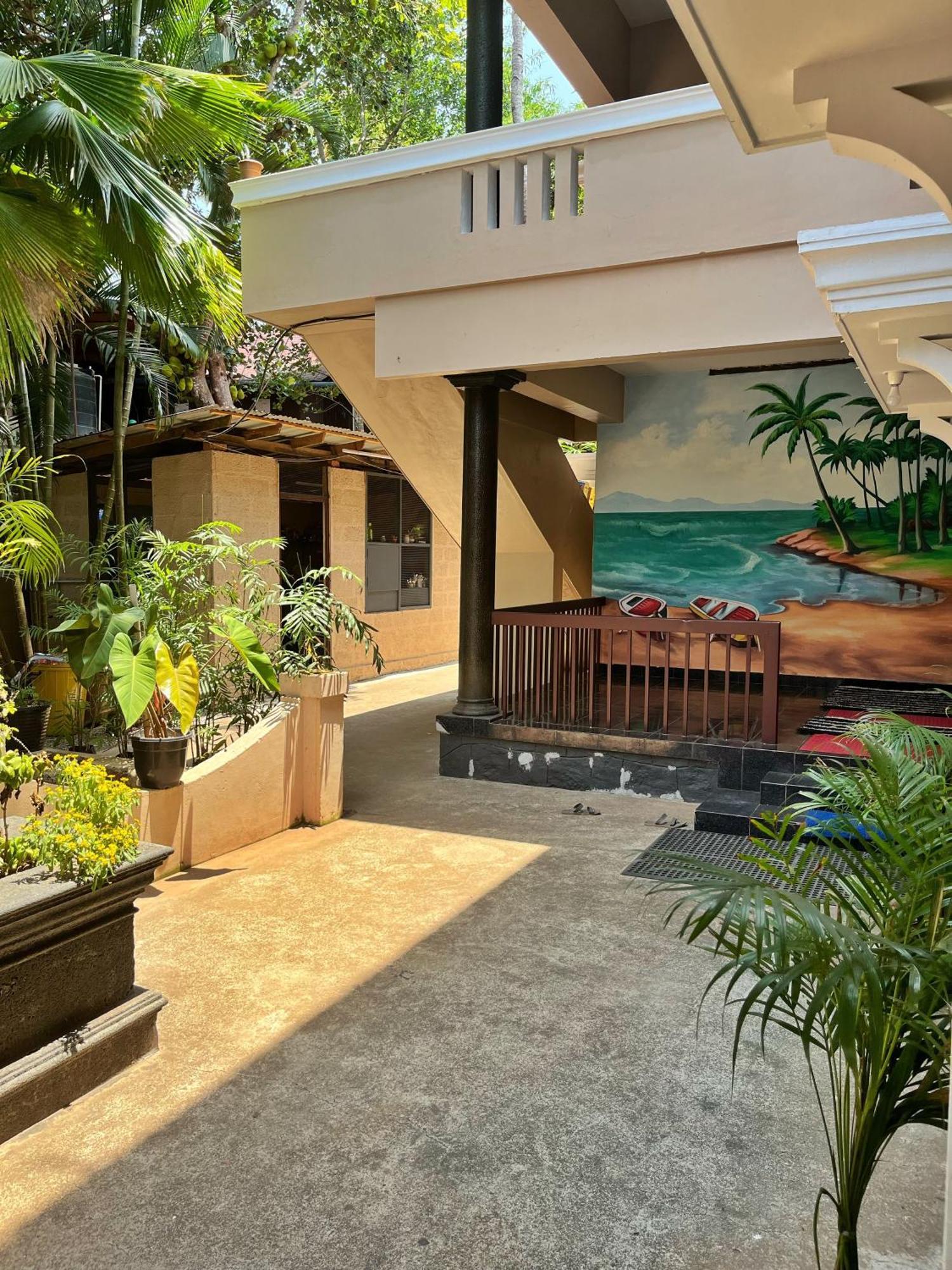 Bava Beach Resort & Retreat Center Варкала Экстерьер фото